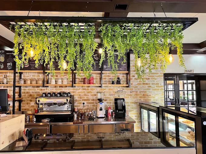 Linkup Cafe image 3