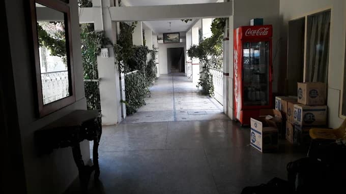 Bloom Star Hotel image 1